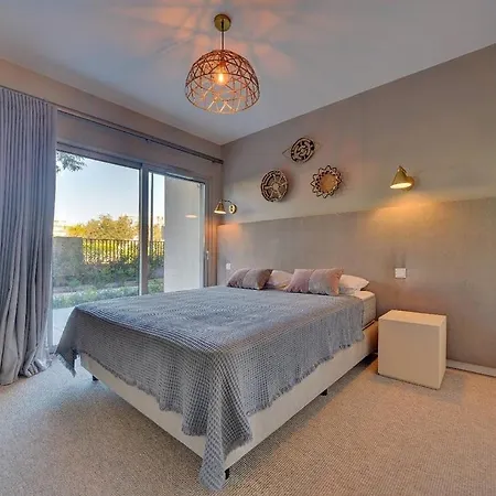 Apartment Sofisticado 3 Quartos, Terraco Privado *